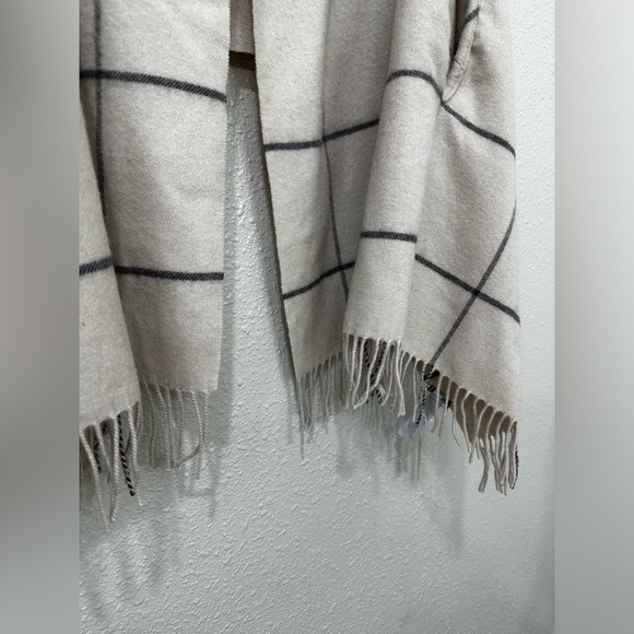 Madewell Check Cape Scarf Fringed Long Wrap Shawl Cape Wrap Neutral NEW Wool - Picture 7 of 7